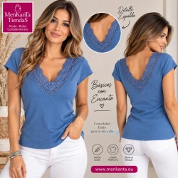 BLUSA CON ENCAJE CUELLO EN V