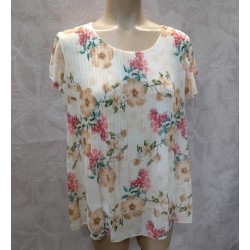 BLUSA ESTAMPADO FLOR PLISADA