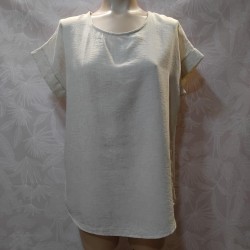 BLUSA YOLI LISA BOTONES ESPALDA