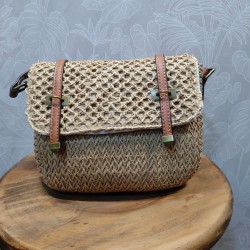 BOLSO BANDOLERA SOLAPA DIANA RAFIA
