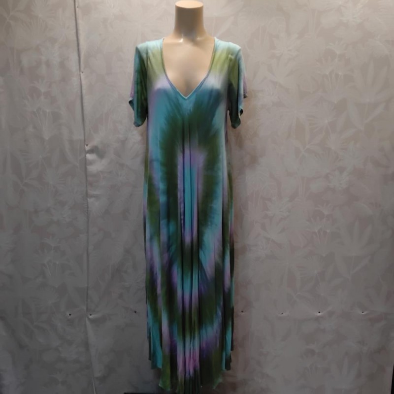 VESTIDO DEGRADADO CUELLO PICO LARGO MANGA CORTA