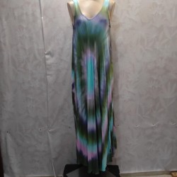 VESTIDO DEGRADADO CUELLO PICO LARGO TIRANTES