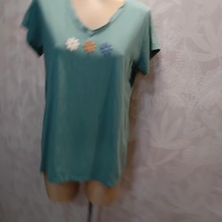 CAMISETA LISA CON FLORES/PEZ 