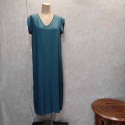 VESTIDO LISO MANGA CORATA CUELLO PICO