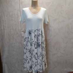 VESTIDO LUPE CON MANGA ESTAMPADO FALDA Y BOTONES