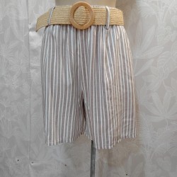 PANTALON ESMERALDA CORTO CON CINTURON 