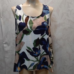 BLUSA SIN MANGA MINA CON BOTONES EN LA ESPALDA