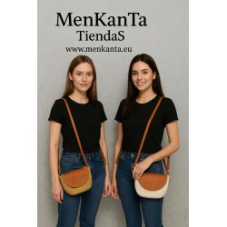 BOLSO CAPAZA BANDOLERA CON SOLAPA Y TACHUELAS