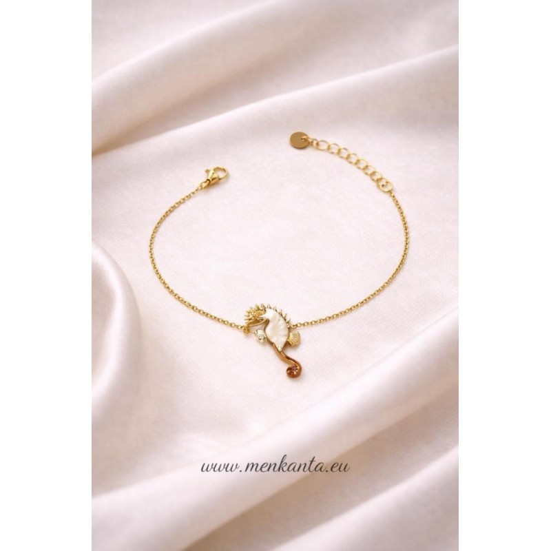 PULSERA CABALLITO DE MAR CON NACAR  ACERO DORADO