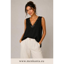 BLUSA LISA CUELLO RASO PICO SIN MANGA