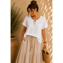 BLUSA ENCAJE PECHO MANGA CORTA 